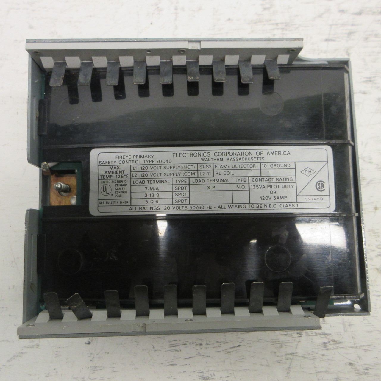 Fireye Type 70D40 Solid State Burner Management 120VAC 60Hz w/ Amplifier 72DRT1 (AH1168-1)