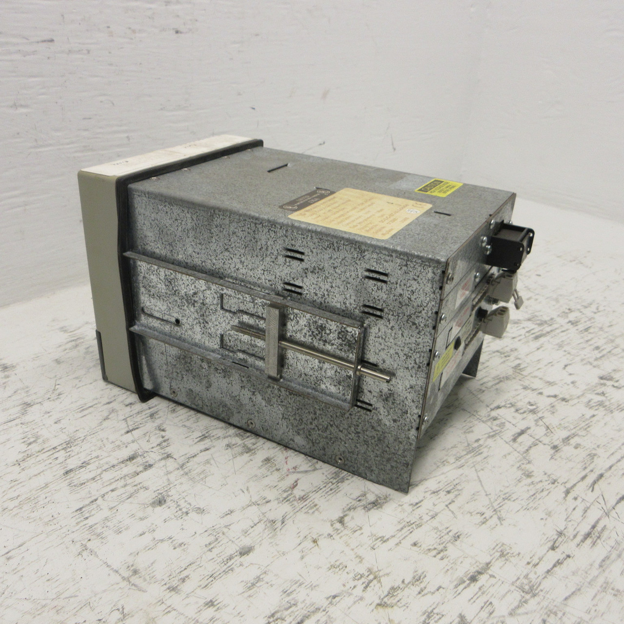 Monarch Instrument DataChart 2000 DC-2-C-1ST-U2-1-0-0-1-0 Chart Recorder Display (AH1166-1)