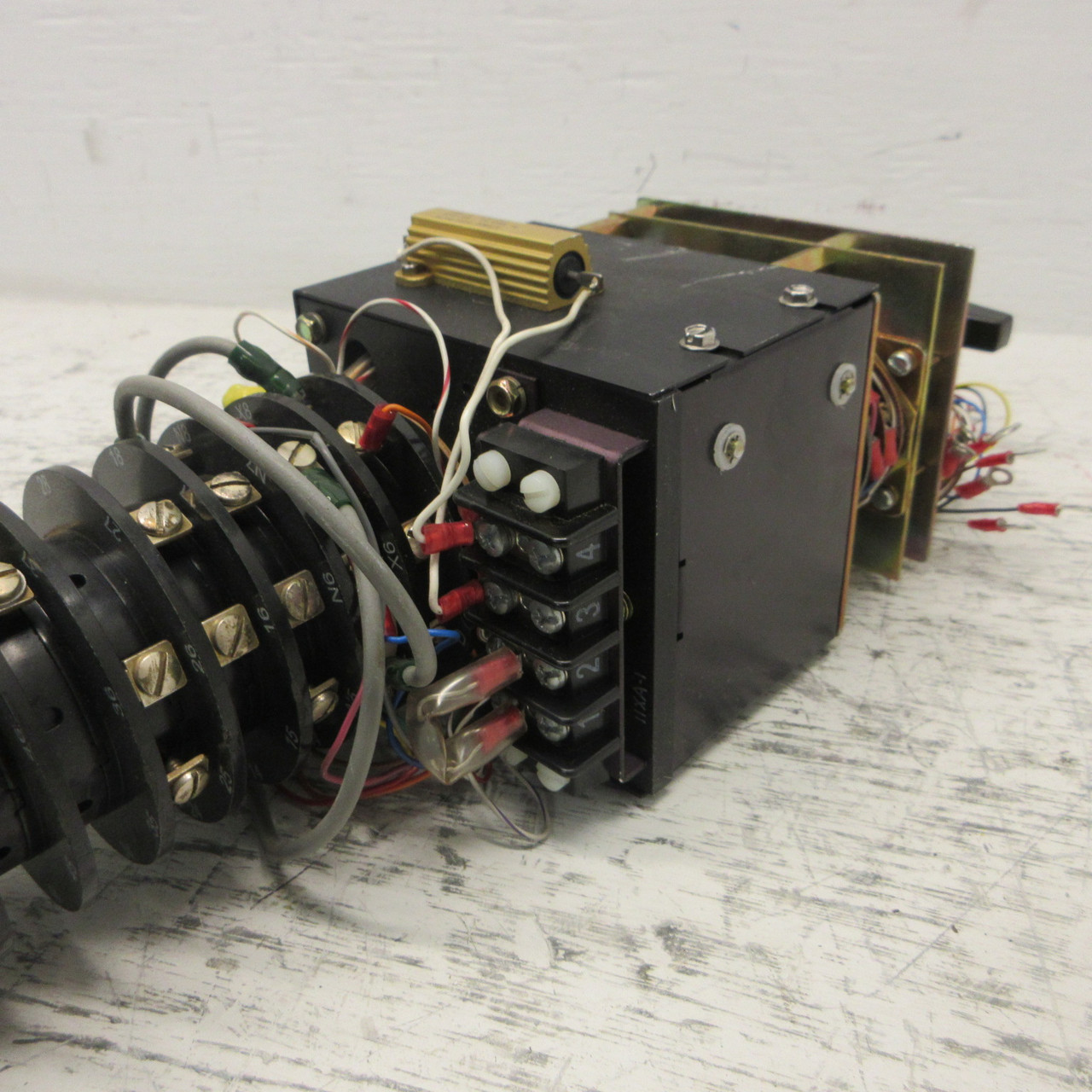 Electroswitch 88PC205LB Series 24 CSR Rotary Switch Breaker Control ...