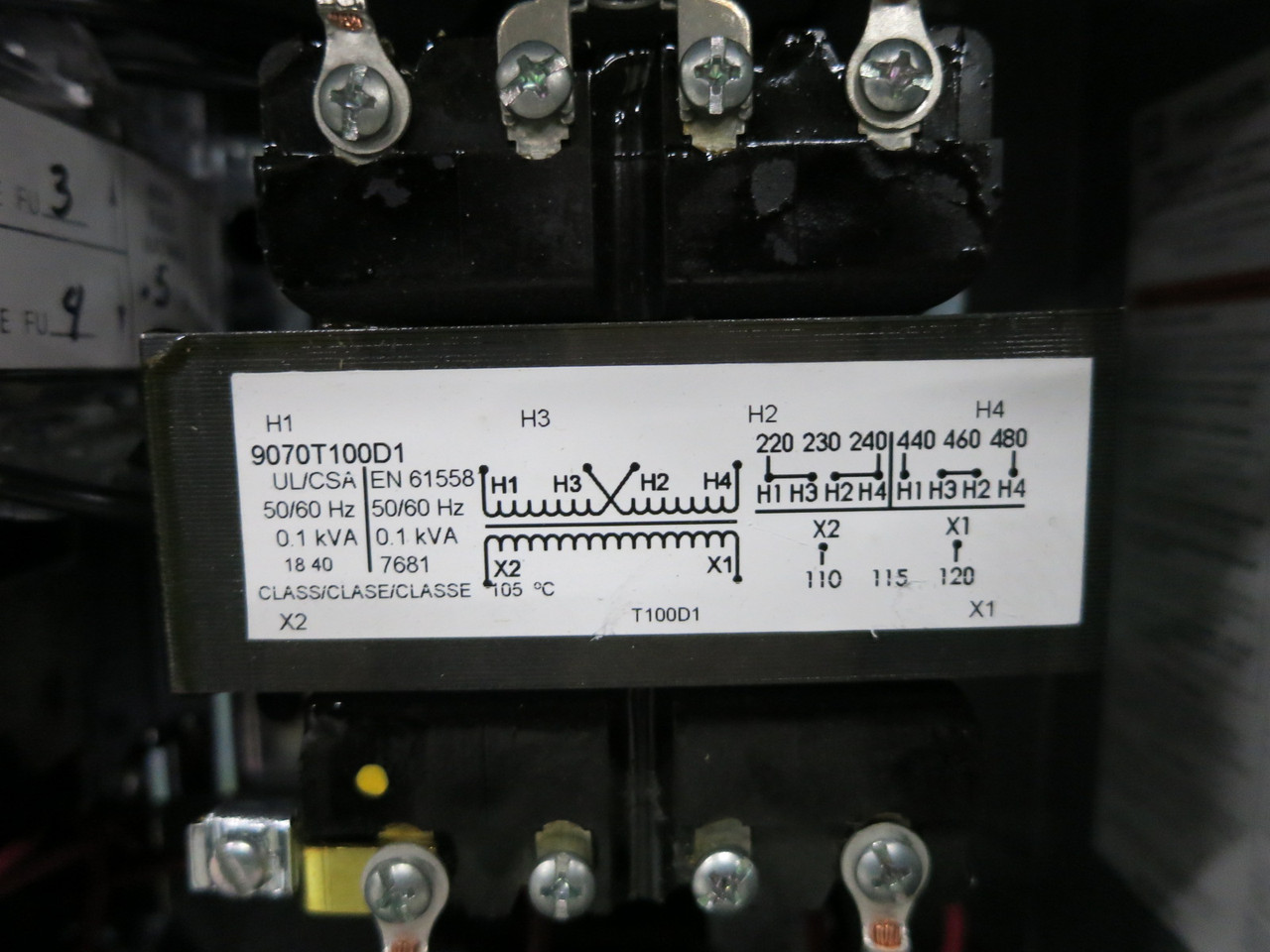 NEW Square D 8536SBO2S Enclosed Size 0 Motor Starter 120V Coil 5 HP 8536SB02S (DW8136-1)