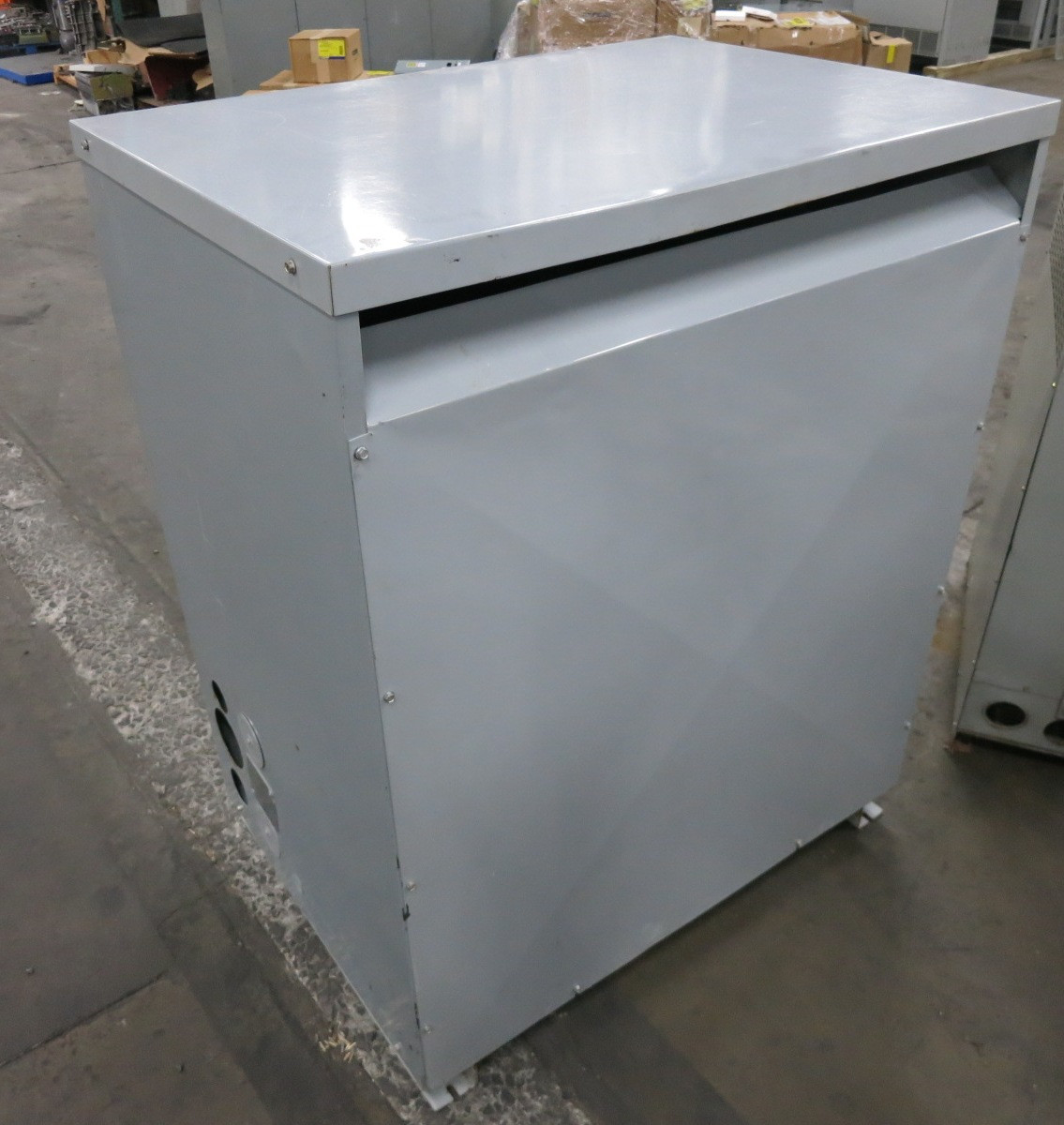 GE 300 kVA 480 Delta to 208Y/120 V 3PH Dry Type Transformer 9T23B3878 480V 208 (DW8142-1)