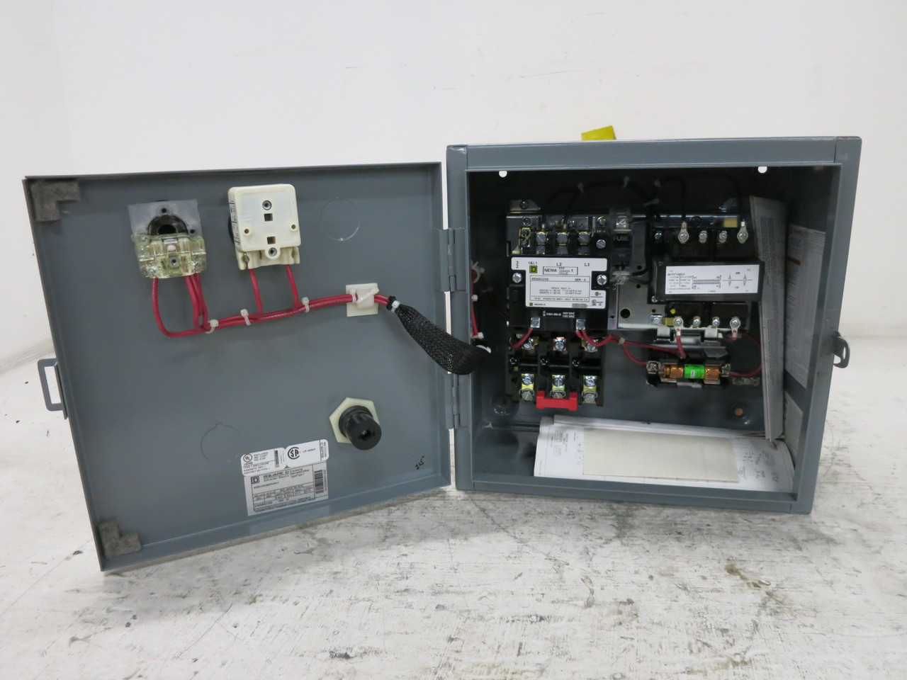 NEW Square D 8536SCO3S Enclosed Size 1 Motor Starter 120V Coil 8536SC03S 208V CT (DW8151-3)