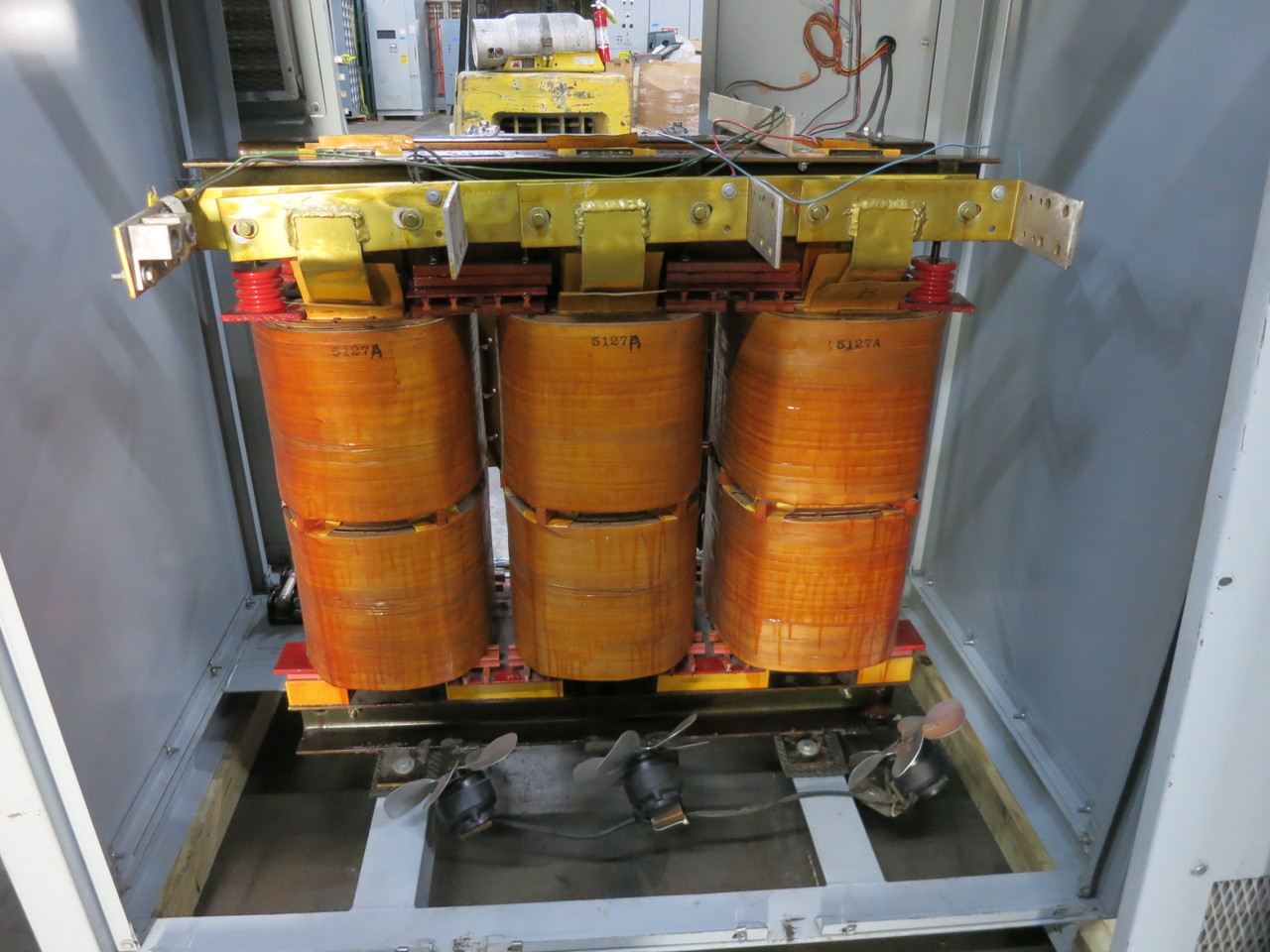 Virginia 225/300 kVA 12470V to 208Y/120 V 3PH Dry Type Transformer 12470 - 208 (DW8148-1)