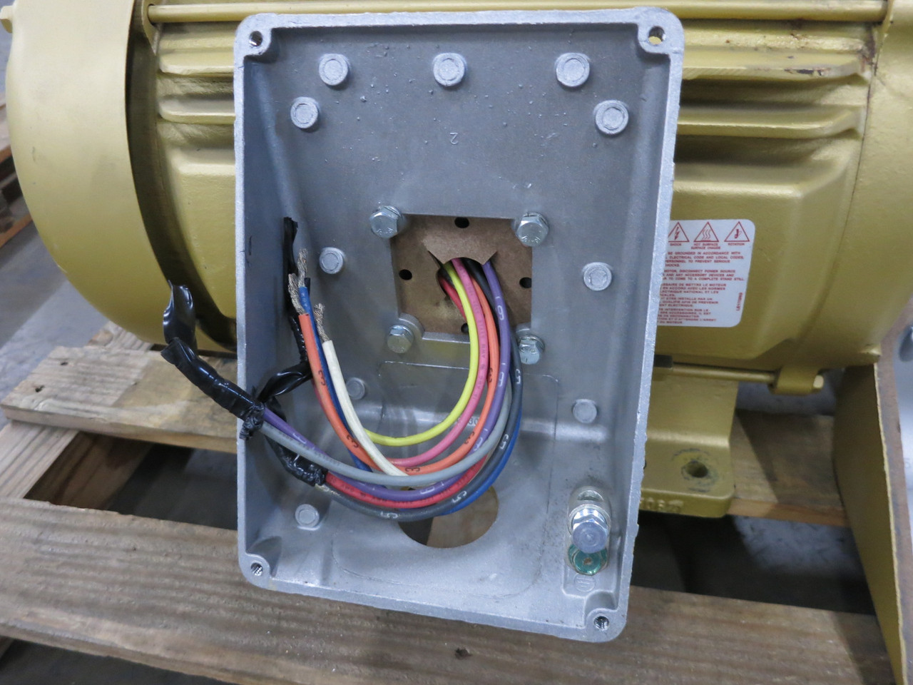 Baldor EM4107T-G 25 HP AC Motor 230/460V 3520 RPM 284TS Reliance Super-E TEFC (DW8156-1)