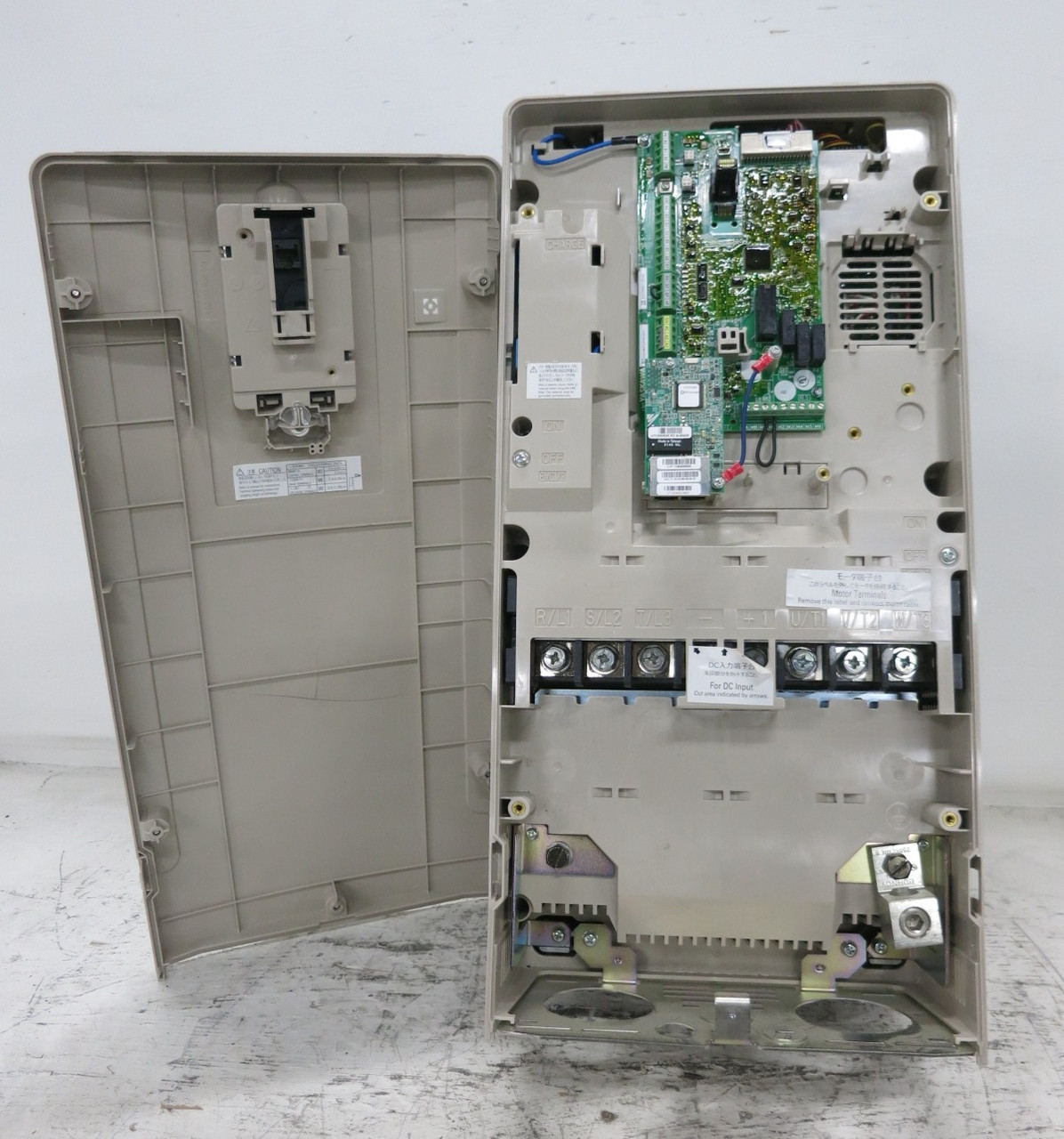 Yaskawa CIPR-HV60U4077CFAA-AAAAHA 60 HP HV600 AC VS Drive Pump Fan VFD 480V (DW8155-1)