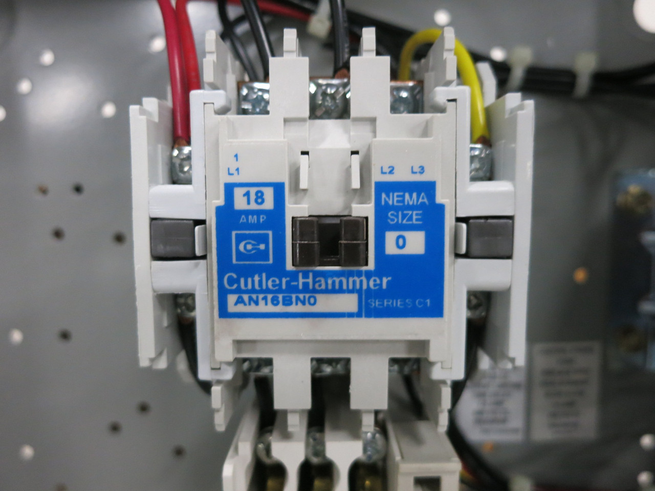 NEW Eaton ECN0701CDA Enclosed Size 0 Motor Starter AN16BN0 Start/Stop 480V CPT (DW8167-1)
