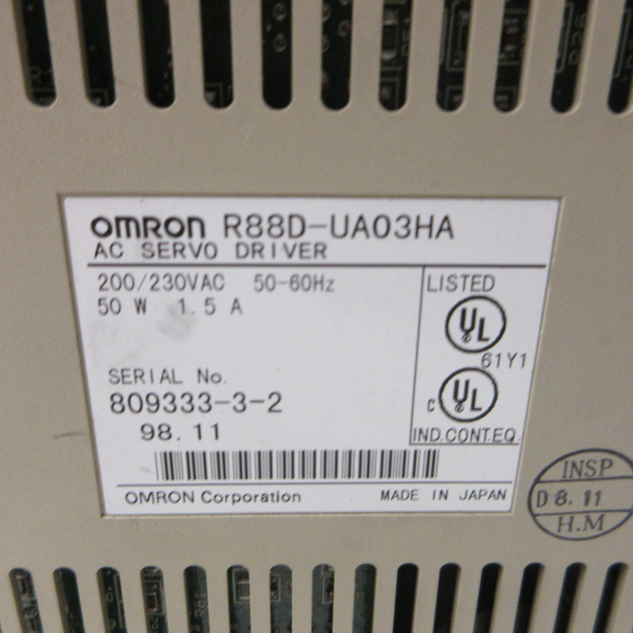 Omron R88D-UA03HA AC Servo Driver 200/230 VAC 50W 1.5A Drive 60Hz w/ R88A-PR03U (AH1225-1)