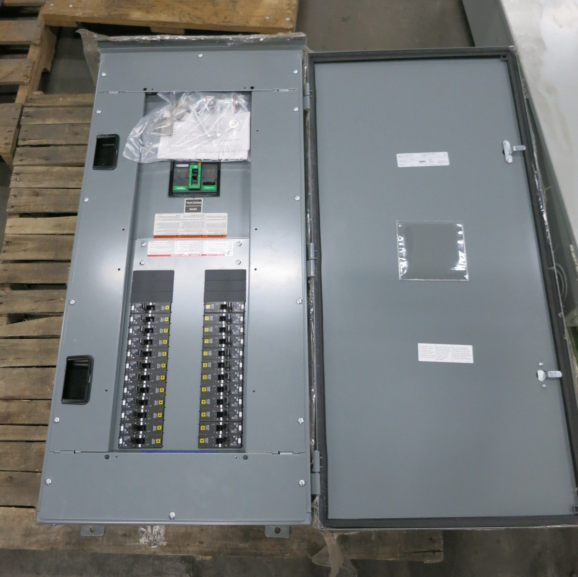 NEW Square D 60A NF Main Breaker Panel Board 480/277 HGP36060 60 Amp 3PH 4W 3R (DW8175-1)