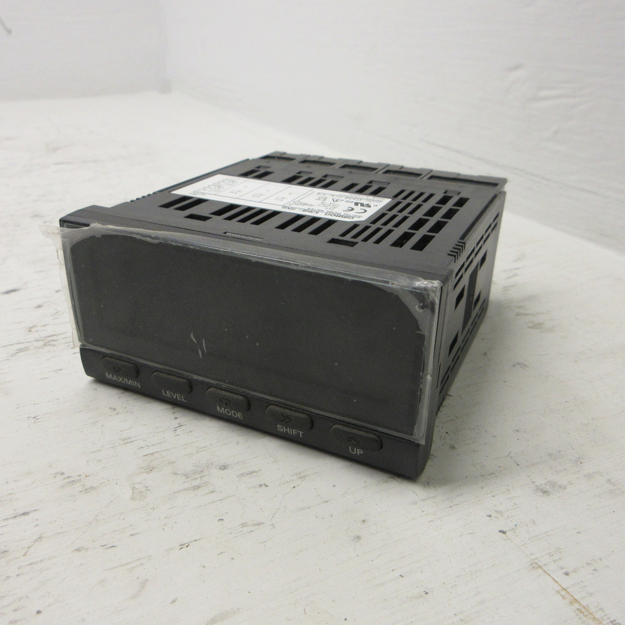 Omron K3HB-RNB Digital Panel Meter 24V AC/DC 5 Digit 50/60hz 11VA 7W 8 Terminal (AH1227-1)