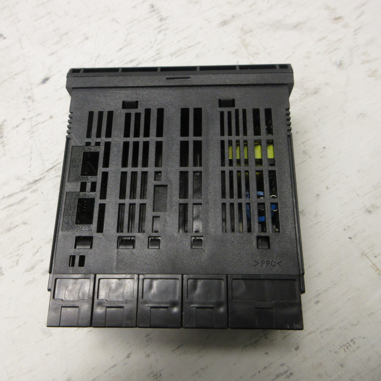 Omron K3HB-RNB Digital Panel Meter 24V AC/DC 5 Digit 50/60hz 11VA 7W 8 Terminal (AH1227-1)