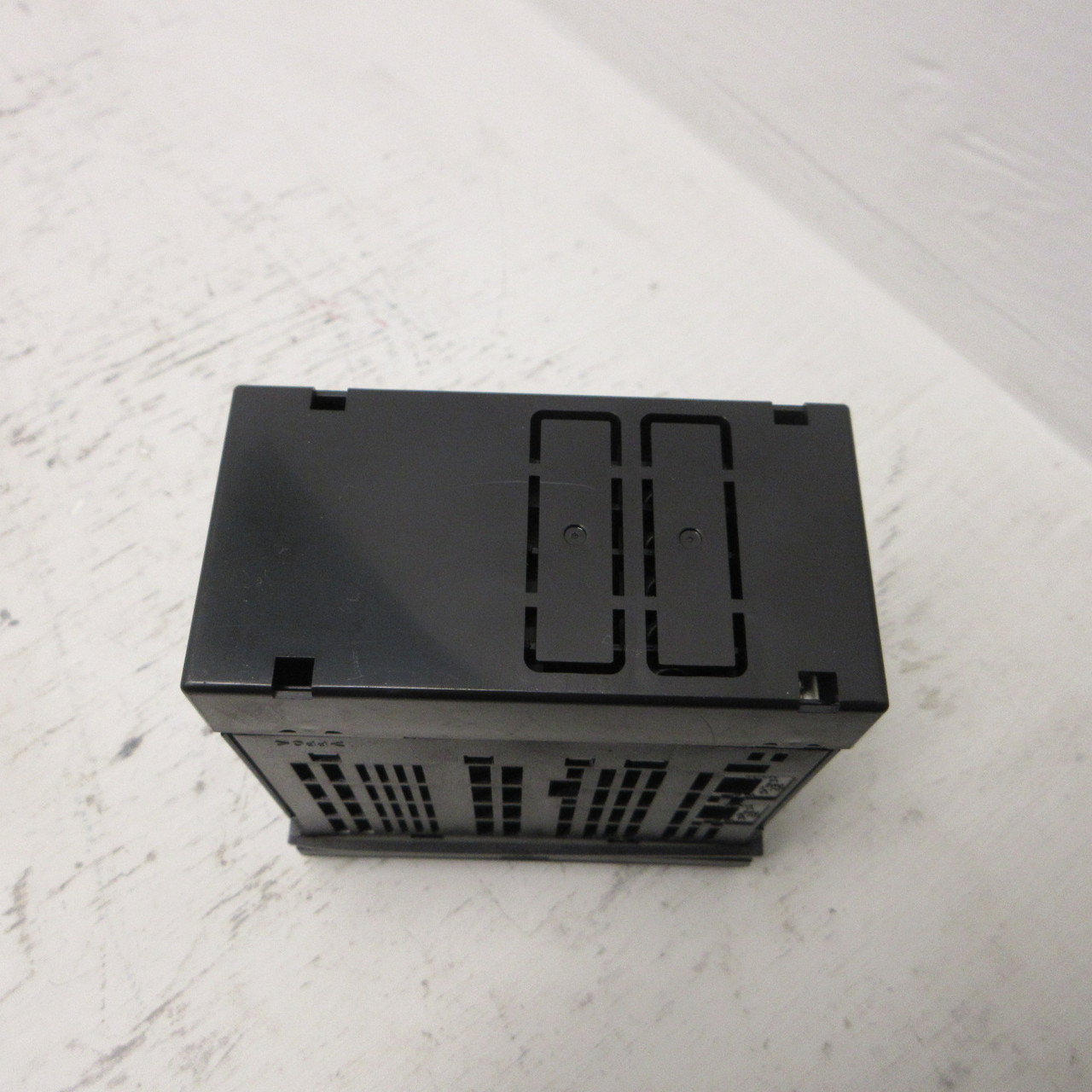 Omron K3HB-CNB Digital Panel Meter 24V AC/DC 5 Digit 50/60hz 11VA 7W 8 Terminal (AH1228-2)