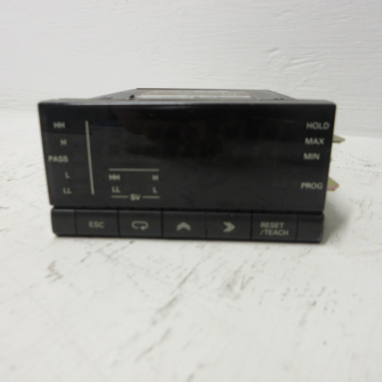Omron K3NR-NB2A Digital Panel Meter 12-24VDC 1/8 DIN 5 Digit K3NR-NB2A 10W (AH1239-2)