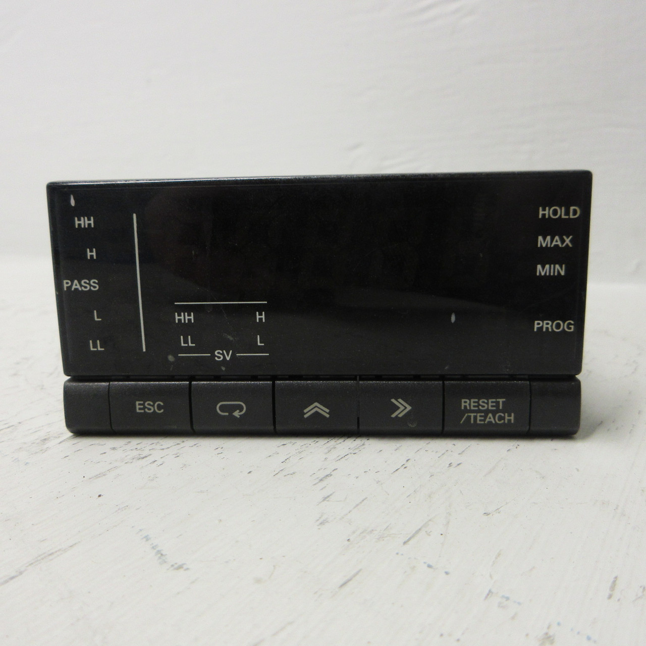 Omron K3NR-NB2A-L2 Digital Panel Meter 12-24VDC 1/8 DIN 5 Digit K3NR-NB2A 10W (AH1238-3)