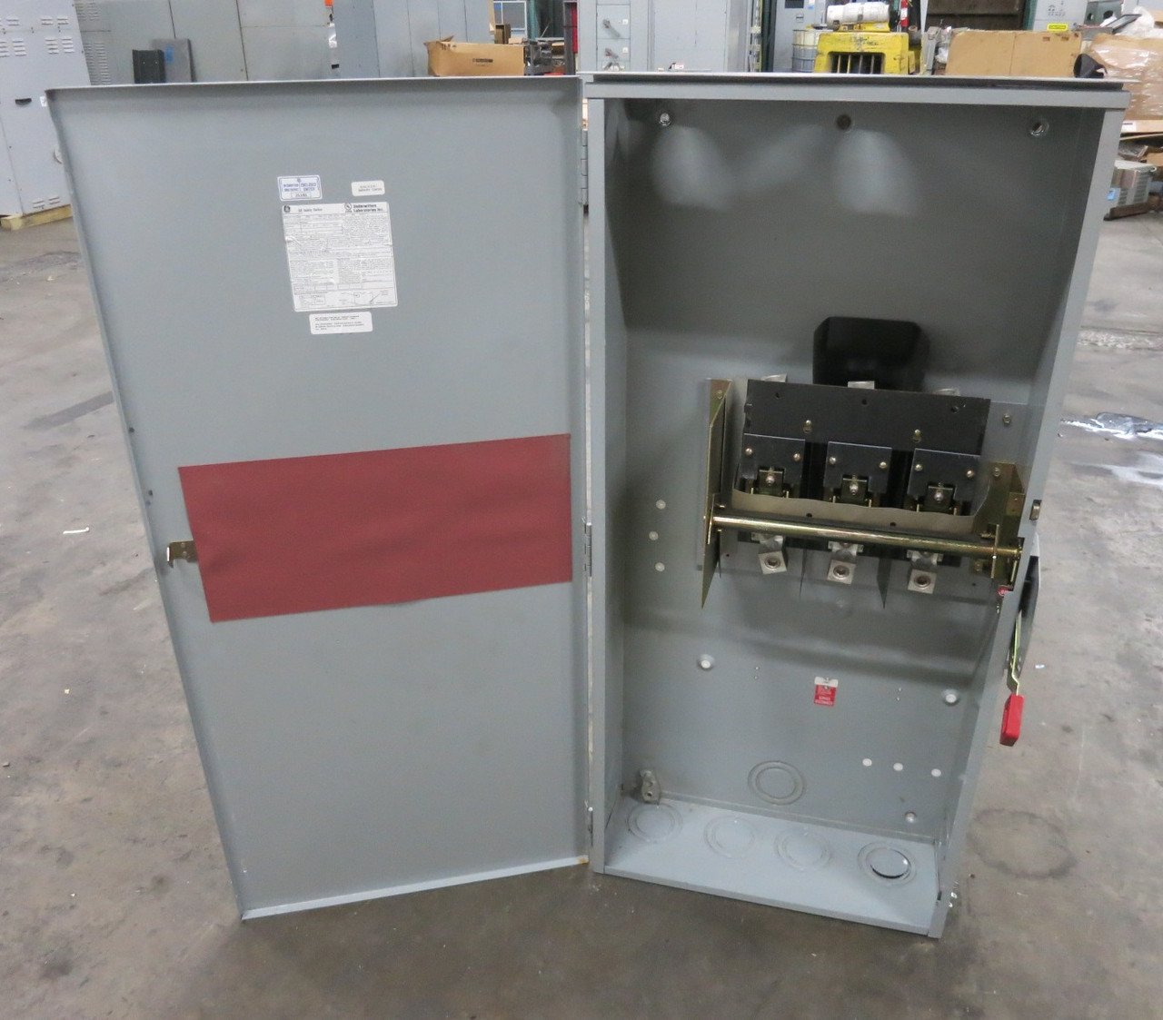 GE THN3365R 400A 600V Non-Fusible Heavy Duty Safety Switch Disconnect 400 Amp 3R (DW8185-1)