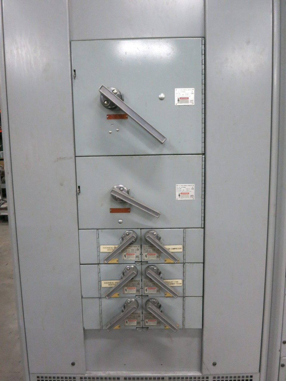 Siemens FCI 1200A Switchgear 208Y/120 Pringle QA-1233-CBC 1200 Amp 208 V ITE (DW8189-1)