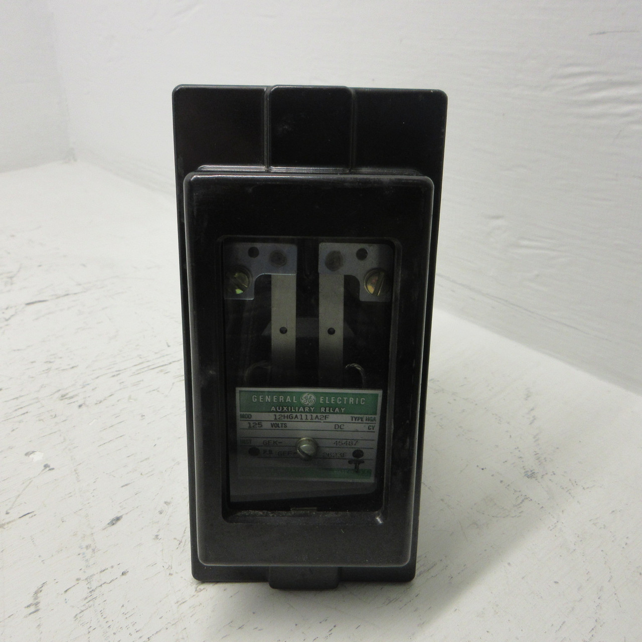 General Electric GE 12HGA111A2F Auxiliary Relay Type HGA 125VDC P.B GEF-2623F (AH1245-2)