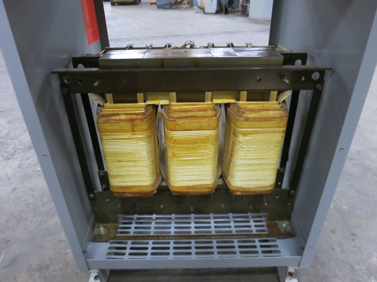 FPT 30 kVA 480 Delta to 208Y/120 V 3PH Dry Type Transformer T4T30 480V - 208 (DW8199-1)