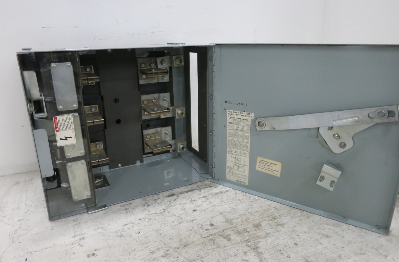 ITE V7H3205R 400A 240V Fusible Panel Board Switch 400 Amp Fused Vacu-Break (DW8198-1)