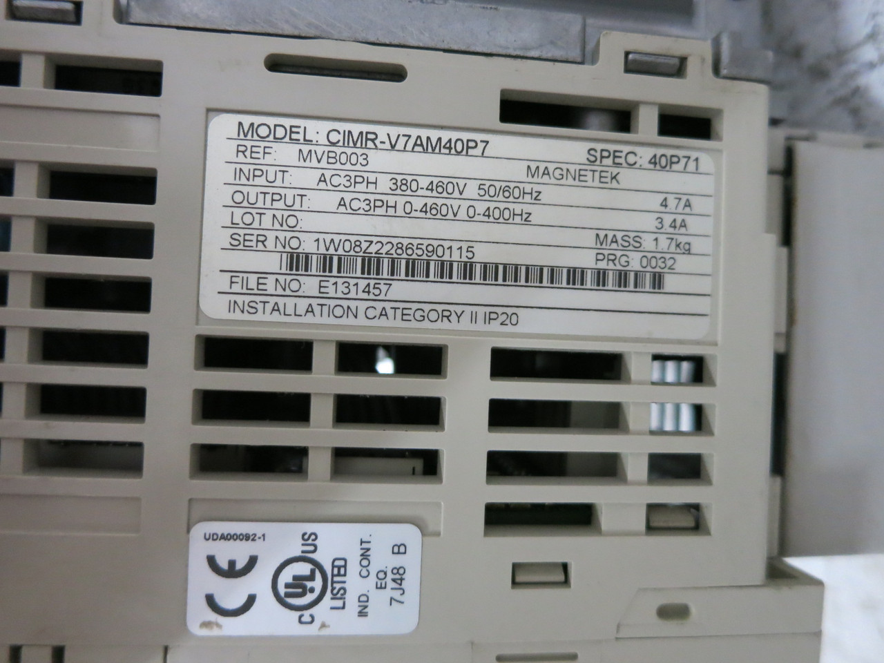 Yaskawa CIMR-V7AM40P7 GPD 315/V7 AC VS Drive 1 HP 0.75kW 380-460V Magnetek (DW8202-1)