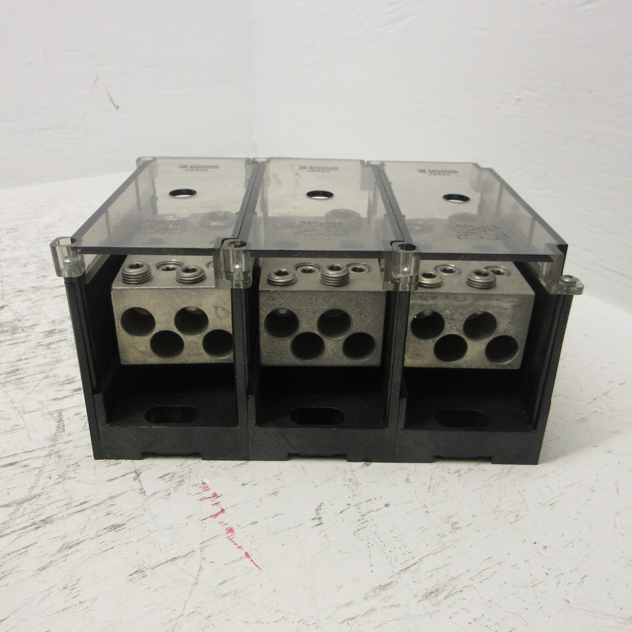 Ferraz Shawmut 69313 Power Distribution Block 3 Pole 600V Open Style 3P CU9AL (AH1254-2)