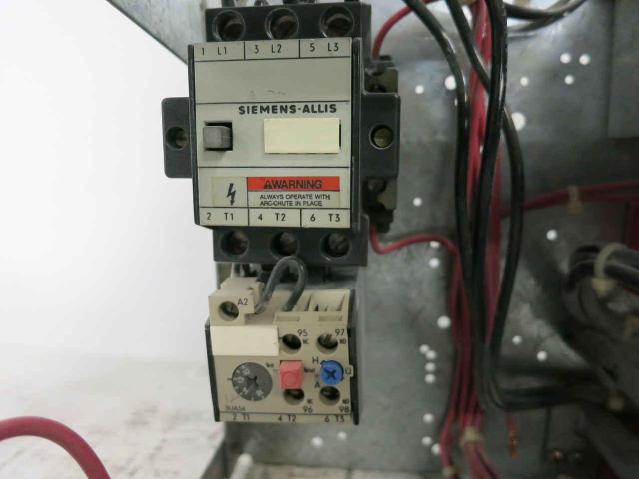 Siemens Model 90 60A Fusible Size 2 Starter 12" MCC Bucket CXL2M*3 DS26U 60 Amp (DW8203-1)