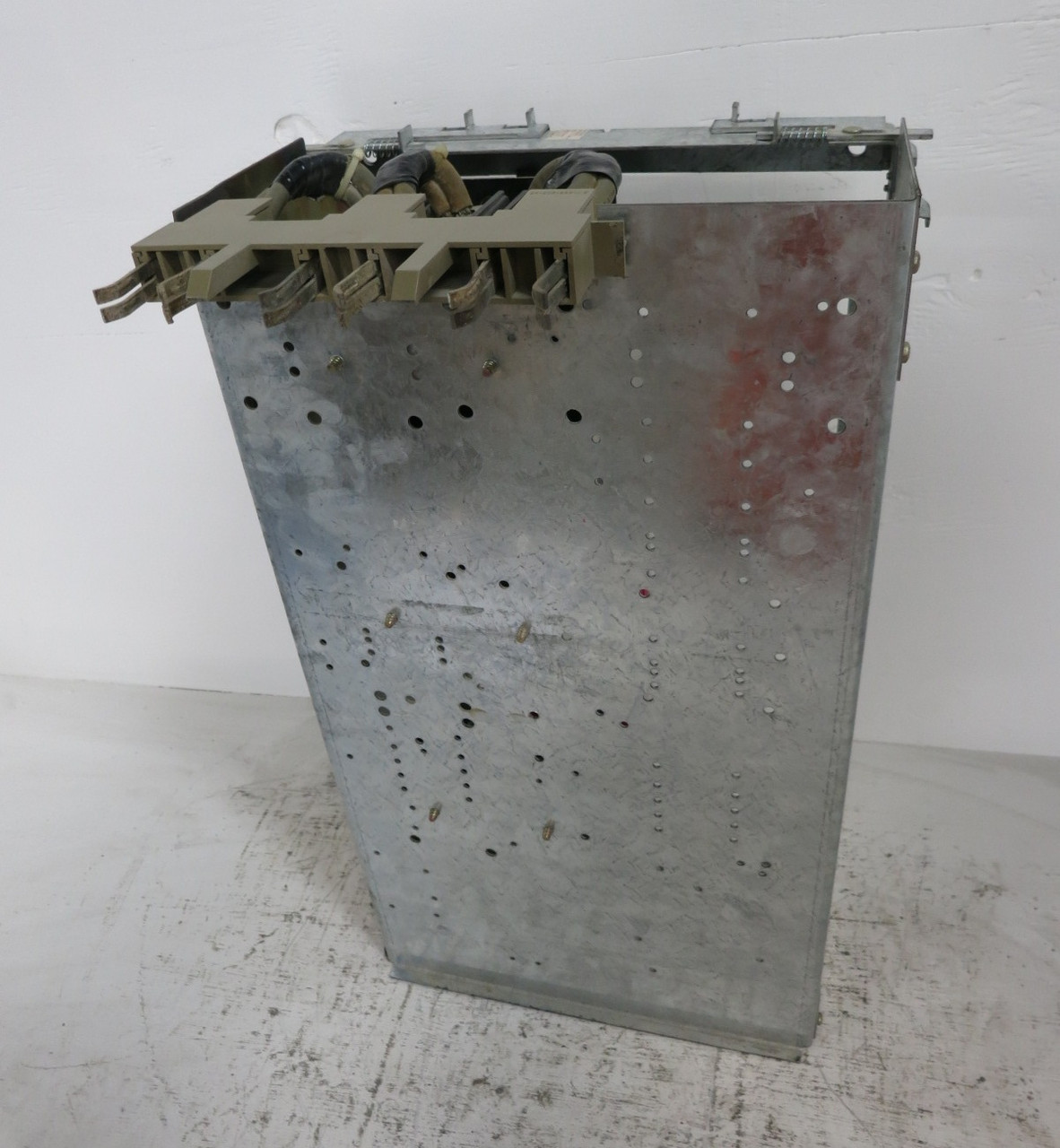 Siemens Model 90 200A Fusible Feeder 24" MCC Bucket 200 Amp Fused Model 95 DS464 (DW8207-1)