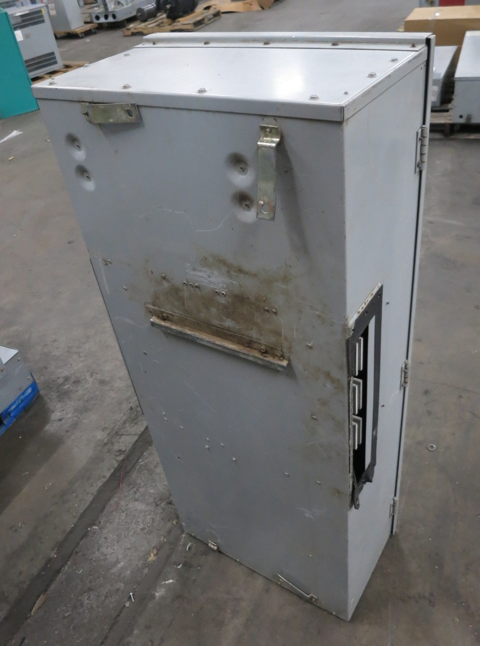 Eaton 1MCB800R 800A 120/240V Main Circuit Breaker MDL2800F 800 Amp 2P 1PH 3R (DW8210-3)