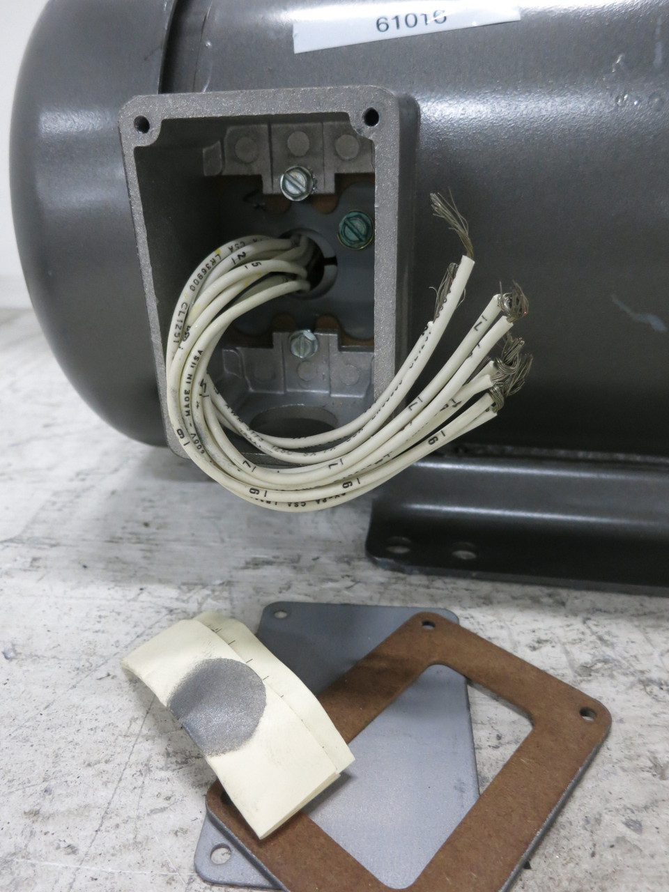 NEW Baldor 2 HP AC Motor 208-230/460V 184T 1140 RPM TE M3614T-36A01-197 (DW8217-1)