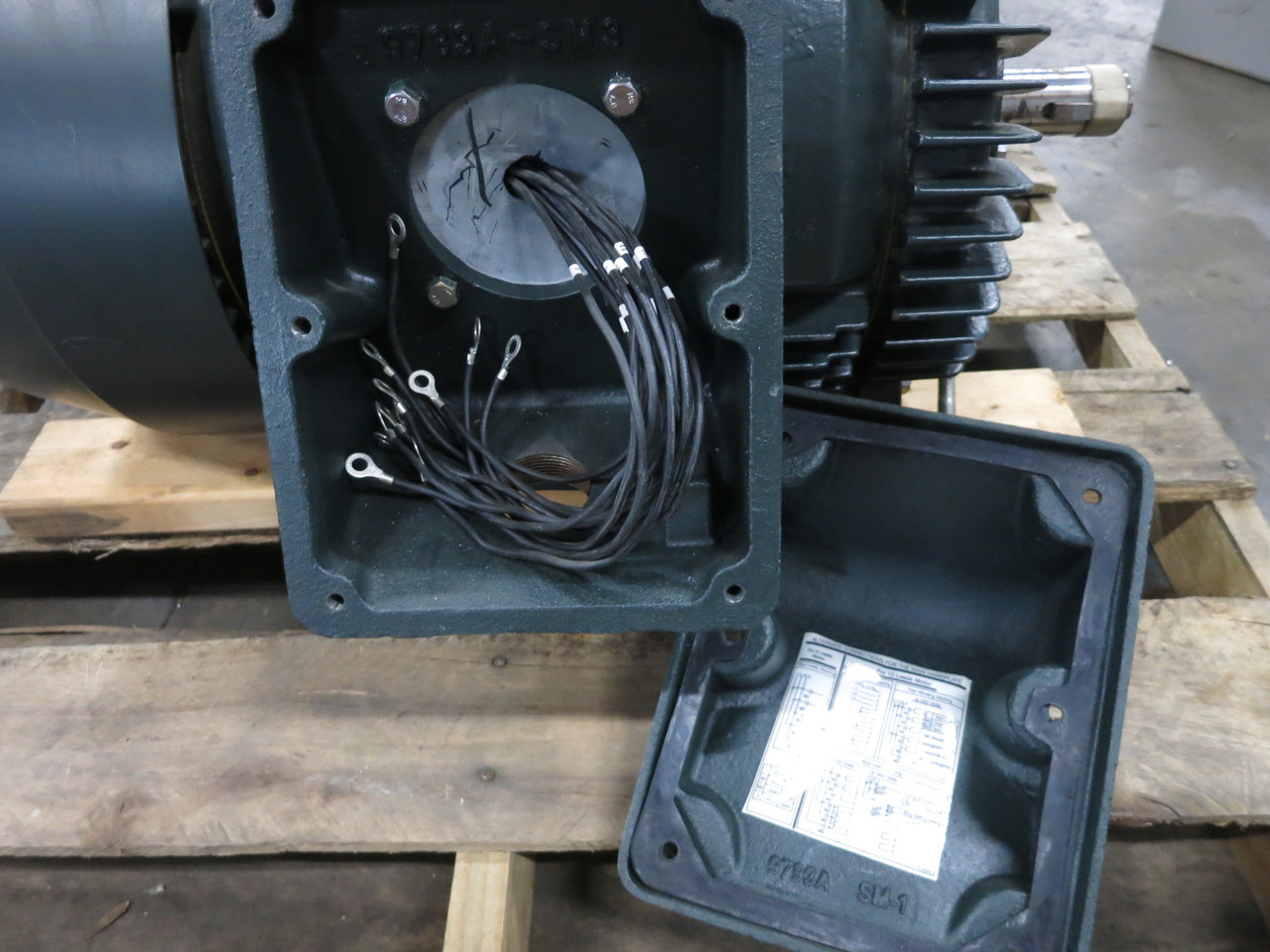 NEW Toshiba 30 HP AC Motor 230/460V 286TS 3540 RPM TKKH FCK1 TEFC 0302SDSR41B-P (DW8218-1)