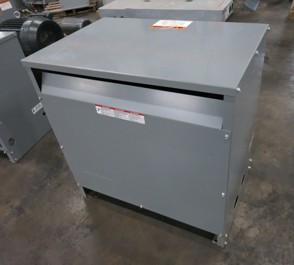 Square D 75 KVA 480 Delta to 240 Delta V 3PH Transformer 75T6H 480V - 240V (DW8216-1)