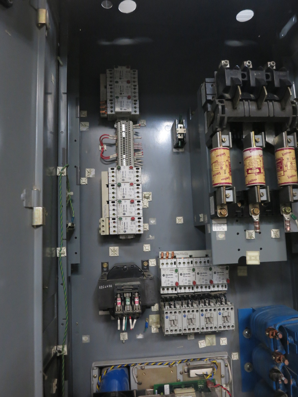 Allen Bradley 1336F-B075-AN-EN-L6 75 HP 480V 1336 Plus II AC VS Drive 200A Fused (DW8224-1)