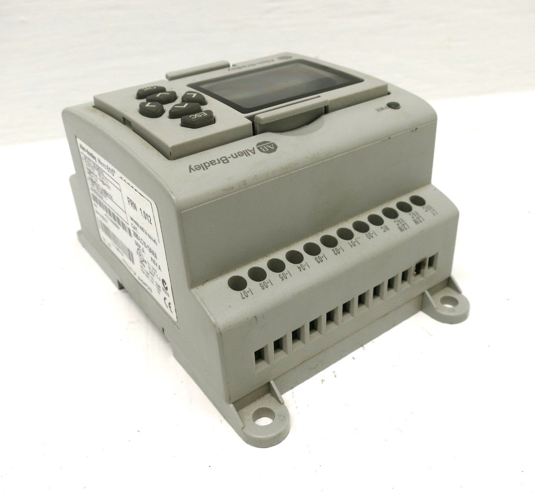 Allen Bradley 2080-LC10-12AWA Micro 810 Controller Ser A Rev A FRN 1.012 LCD PLC (DW8235-1)