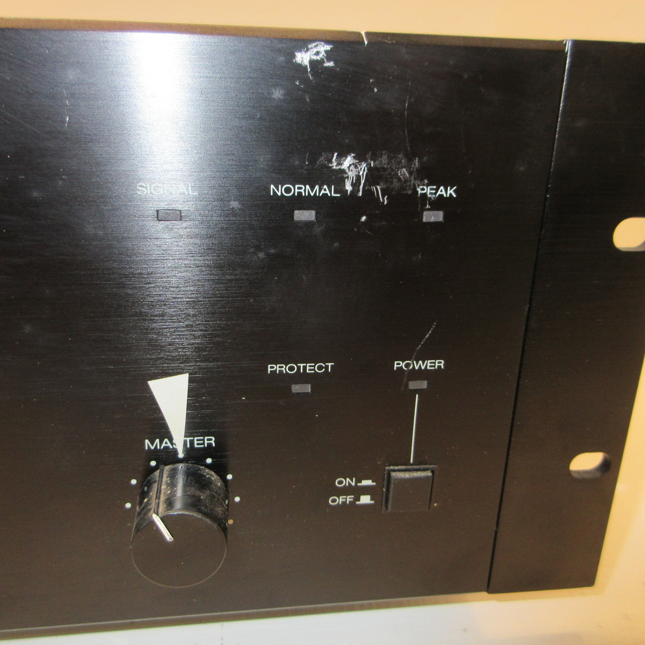 TOA Corporation P-924MK2 Amplifier 900 Series II Single Channel 240 Watt 120VAC (AH1280-4)