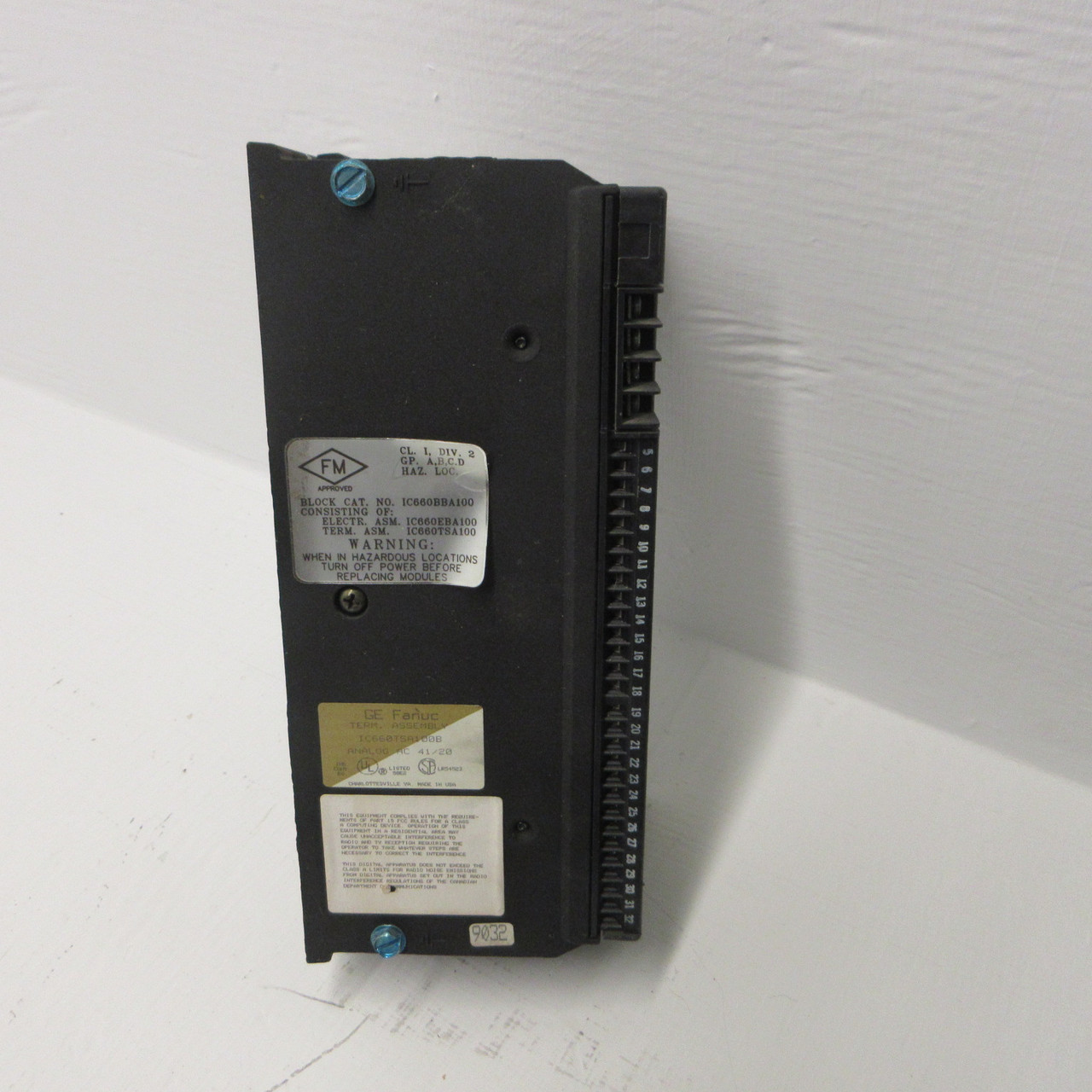 General Electric GE Fanuc IC660EBA100C Genius Analog In/Out Module 41/20 IC660 (AH1283-16)