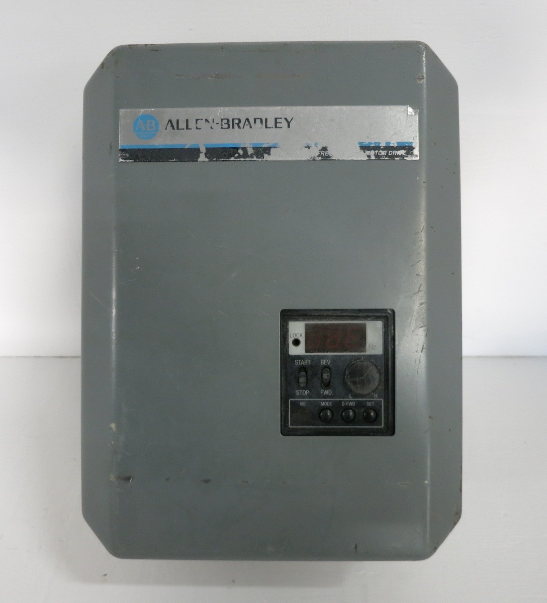 Allen Bradley 1333-CAA 5 HP AC VS Drive 230V VFD Variable Frequency 240V 1333CAA (DW8236-1)