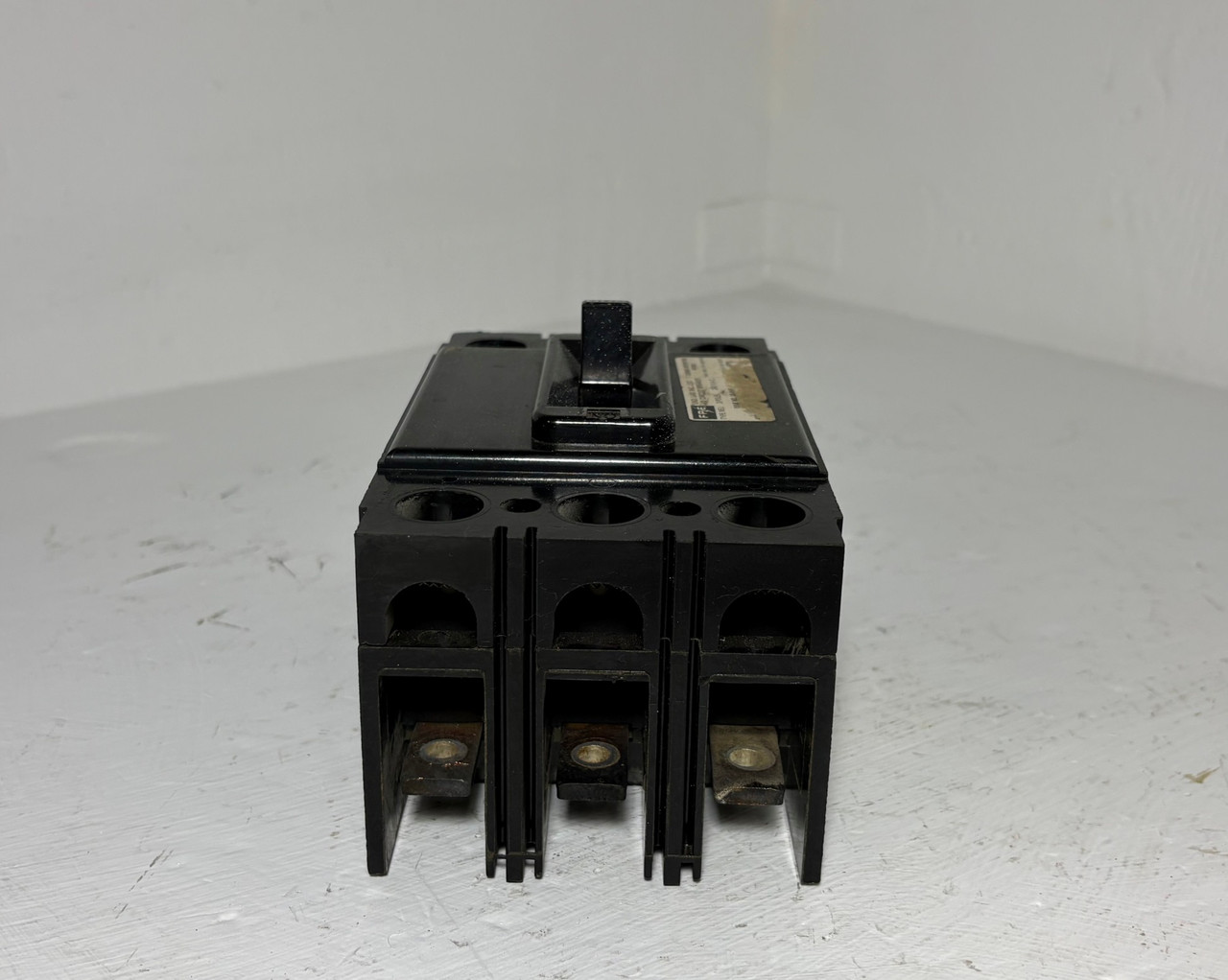 FPE NEJ3200 200A AB Circuit Breaker 10kA @ 240V 3P 200 Amp LK-568 (EM5922-2)