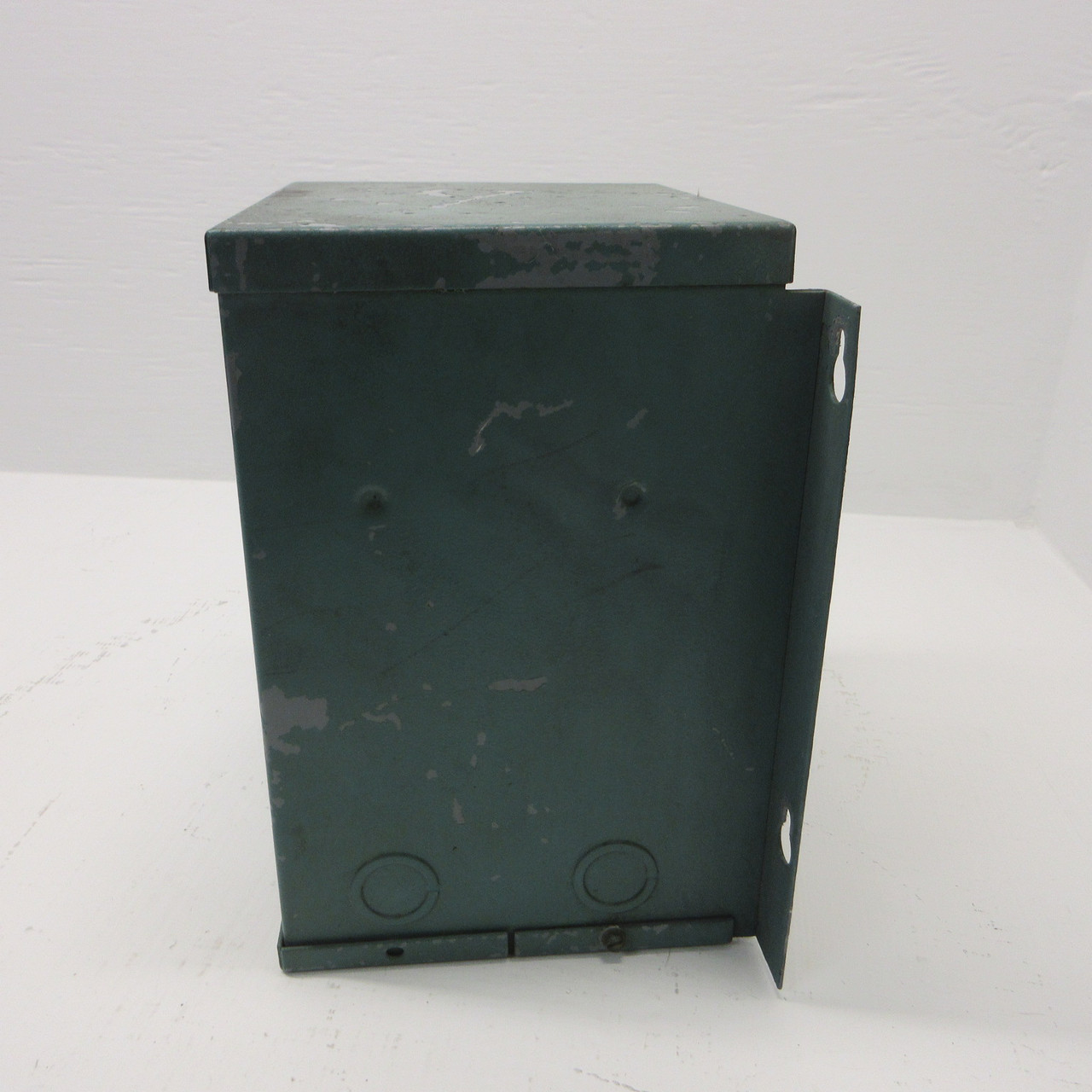 Square D C2S1FY 2 kVA 240x480 - 120/240V Dry Type 3R Transformer 1PH 2.0 2kVA (AH1297-1)