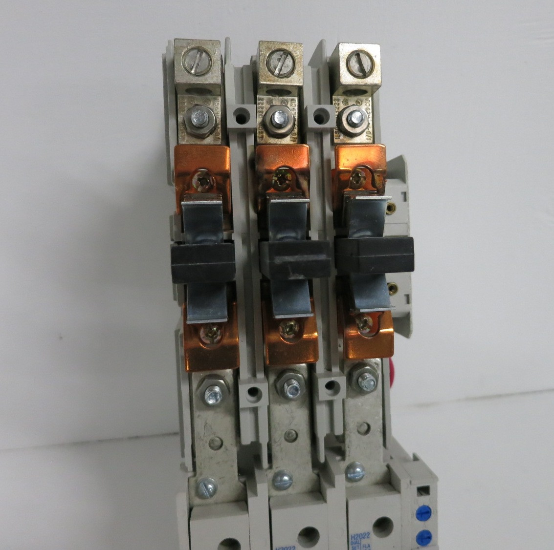 Eaton AN16KN0 Size 3 AC Motor Starter 90A 600V 208V Coil 50 HP @ 460V AN16KNO (DW8240-1)