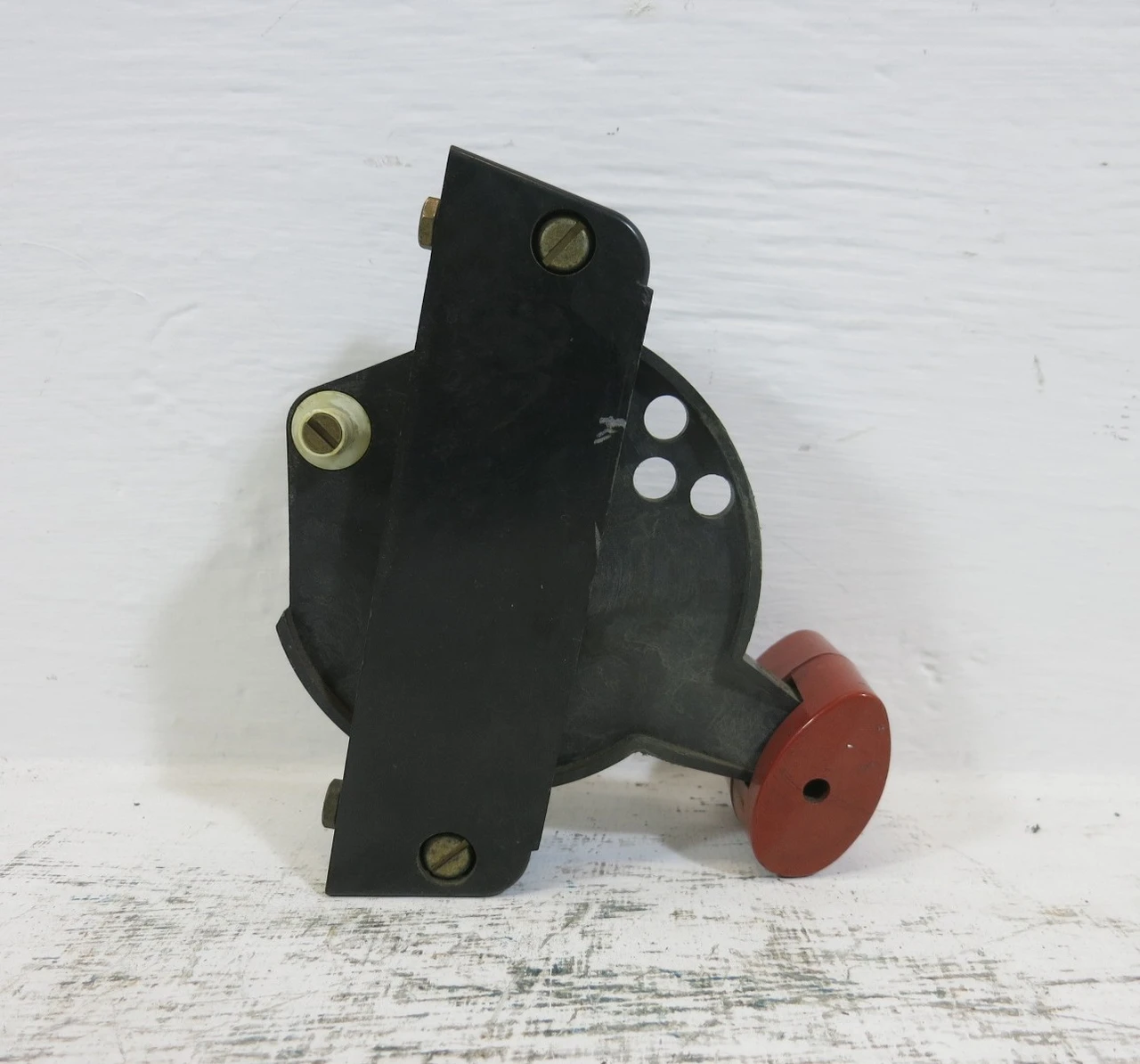GE 8000 Handle Mechanism Assembly Motor Control Center MCC Main Disconnect Large (DW8260-8)