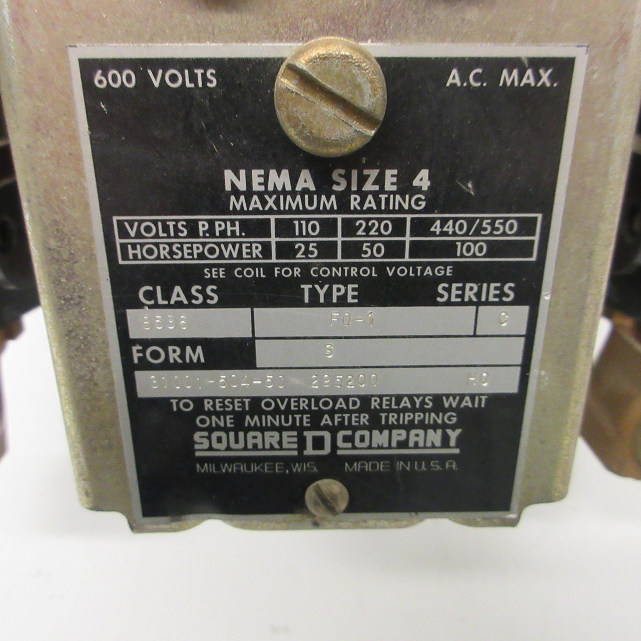 Square D 8536F0-1 S Series C Motor Starter Size 4 120V Coil 600VAC 100HP 8536F01 (AH1327-1)