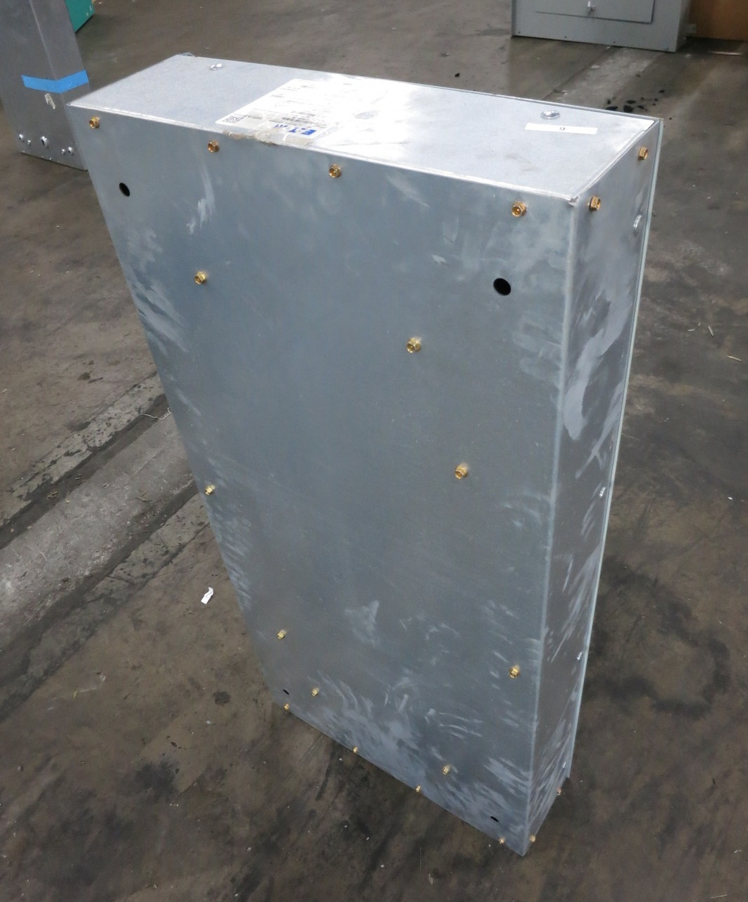 NEW Eaton PRL1a 100A 208V MLO Breaker Panel Board 3PH PRL 100 Amp Pow-R-Line (DW8266-1)