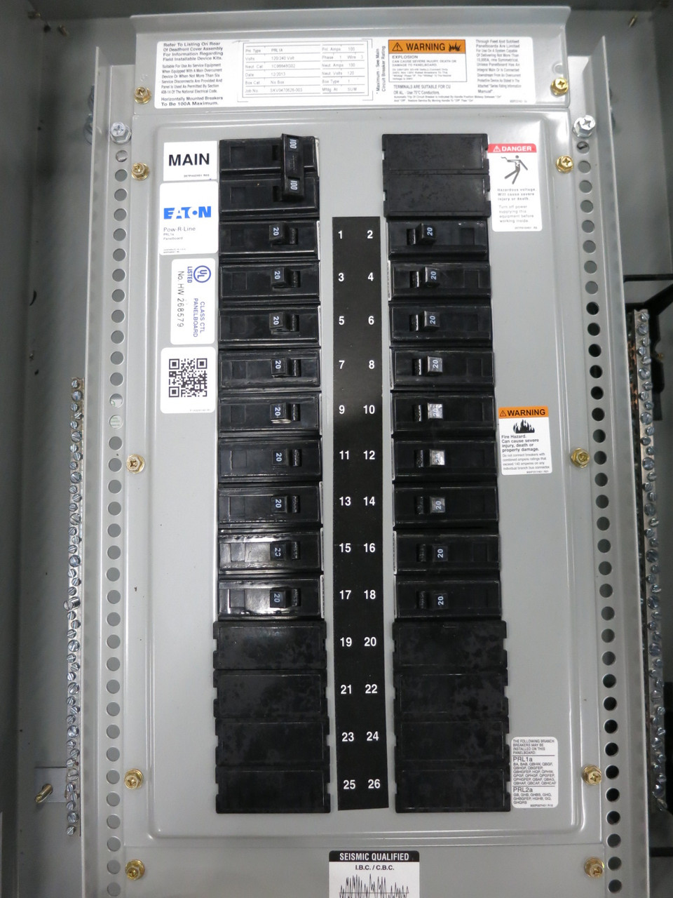 NEW Eaton PRL1a 100A 120/240 V Main Breaker Panel Board 1PH PRL 100 Amp 3R (DW8277-1)