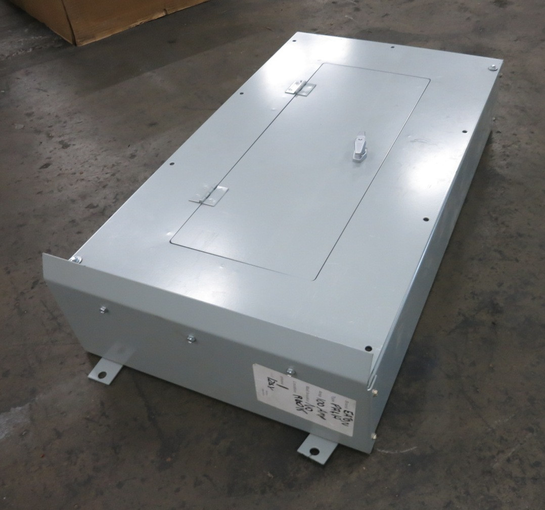 NEW Eaton PRL1a 100A 120/240 V Main Breaker Panel Board 1PH PRL 100 Amp 3R (DW8277-1)