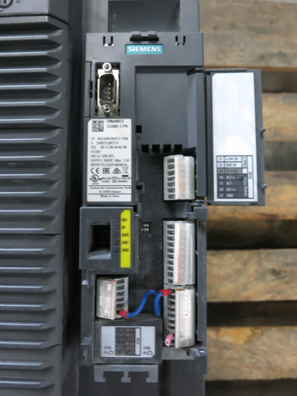Siemens 6SL3210-1PE34-8CL0 Sinamics Power Module Drive 250 kW PM240-2 300 HP 480 (DW8279-2)