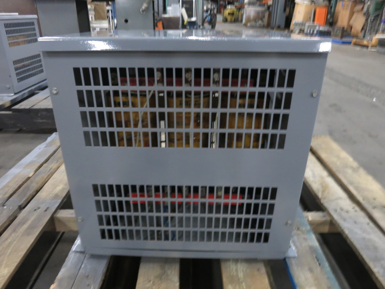 Hammond 9 kVA 600 Delta to 480Y/277 V 3PH Dry Type Transformer K99US 600V - 480V (DW8284-1)