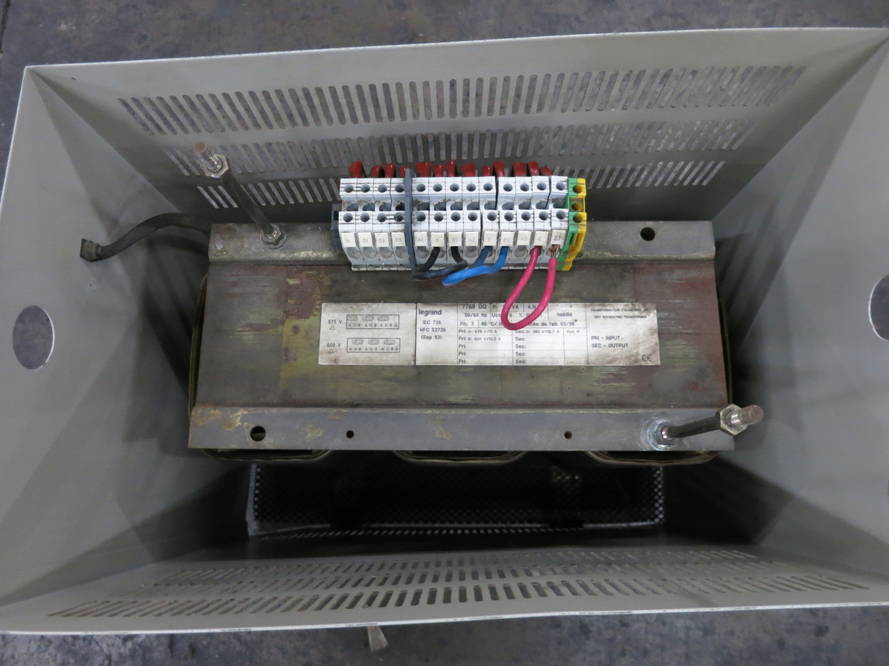 legrand 11 kVA 575/600 Delta to 380 Delta V 3PH Transformer 7768-DQ 600V - 380V (DW8286-1)