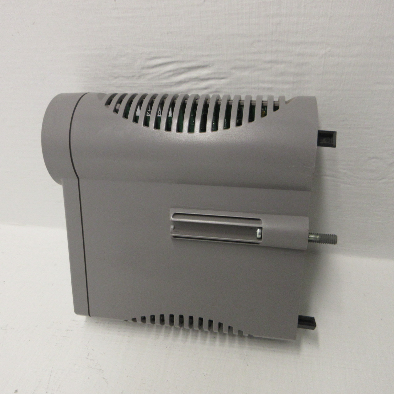 Honeywell CC-PDOB01 Digital Output PLC Module 51405043-175 (FW: E HW: G) (AH1353-1)
