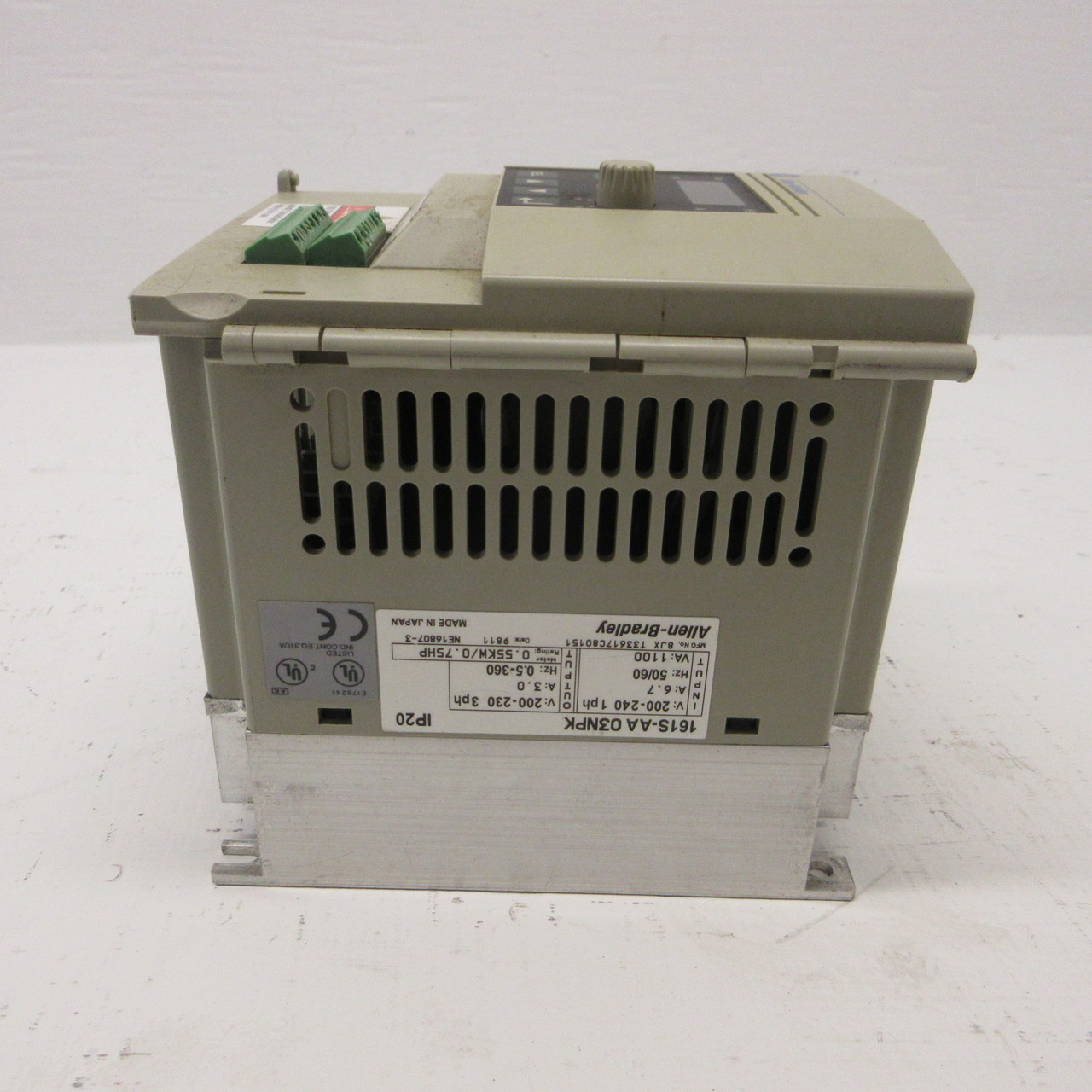Allen Bradley 161S-AA 03NPK AC Inverter Drive .55KW 0.75HP 240V IN: 1PH OUT: 3PH (AH1362-1)