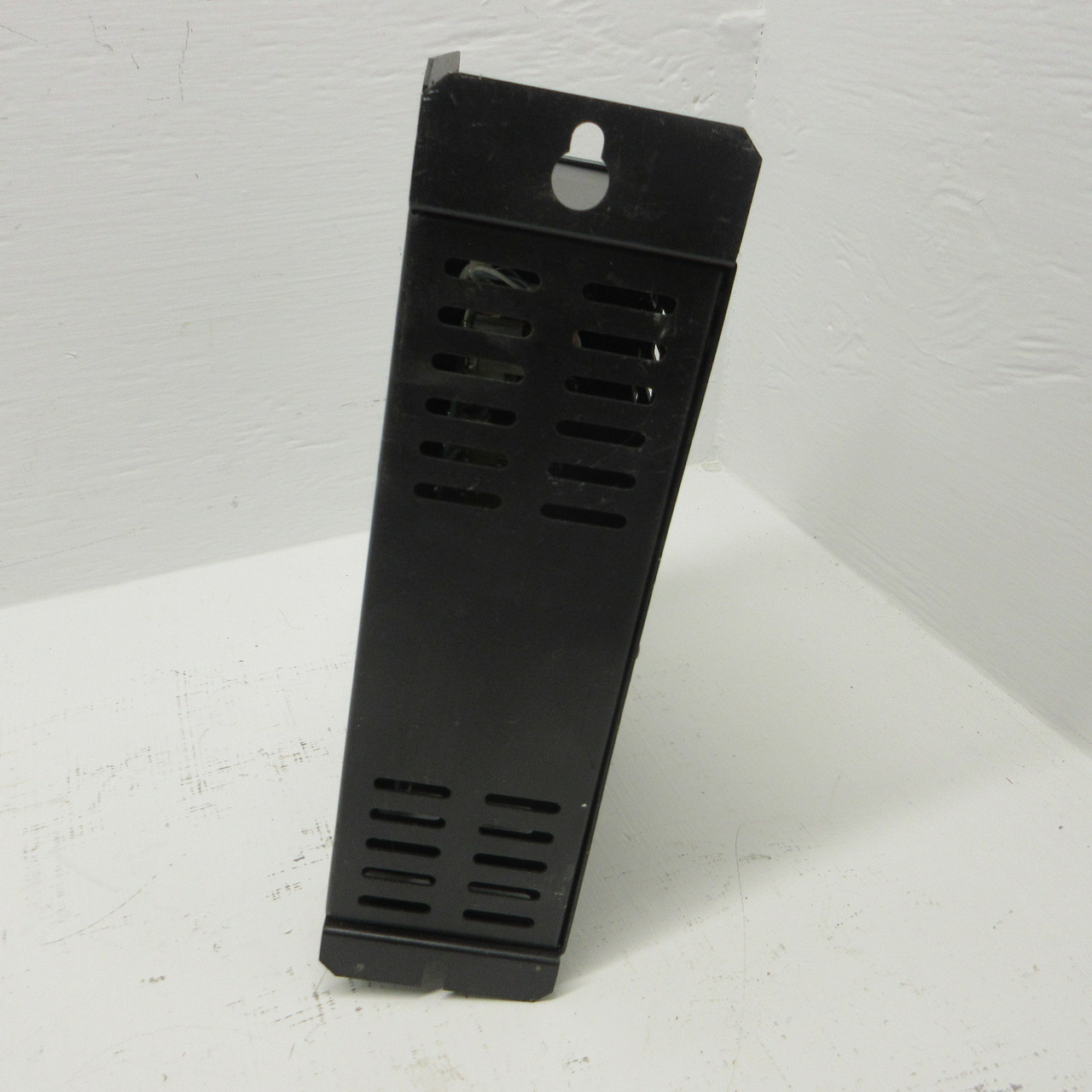 Allen Bradley 2801-P3 Ser A Power Supply 24VDC 1.6 Amp Class 2 Power Limiting (AH1367-1)