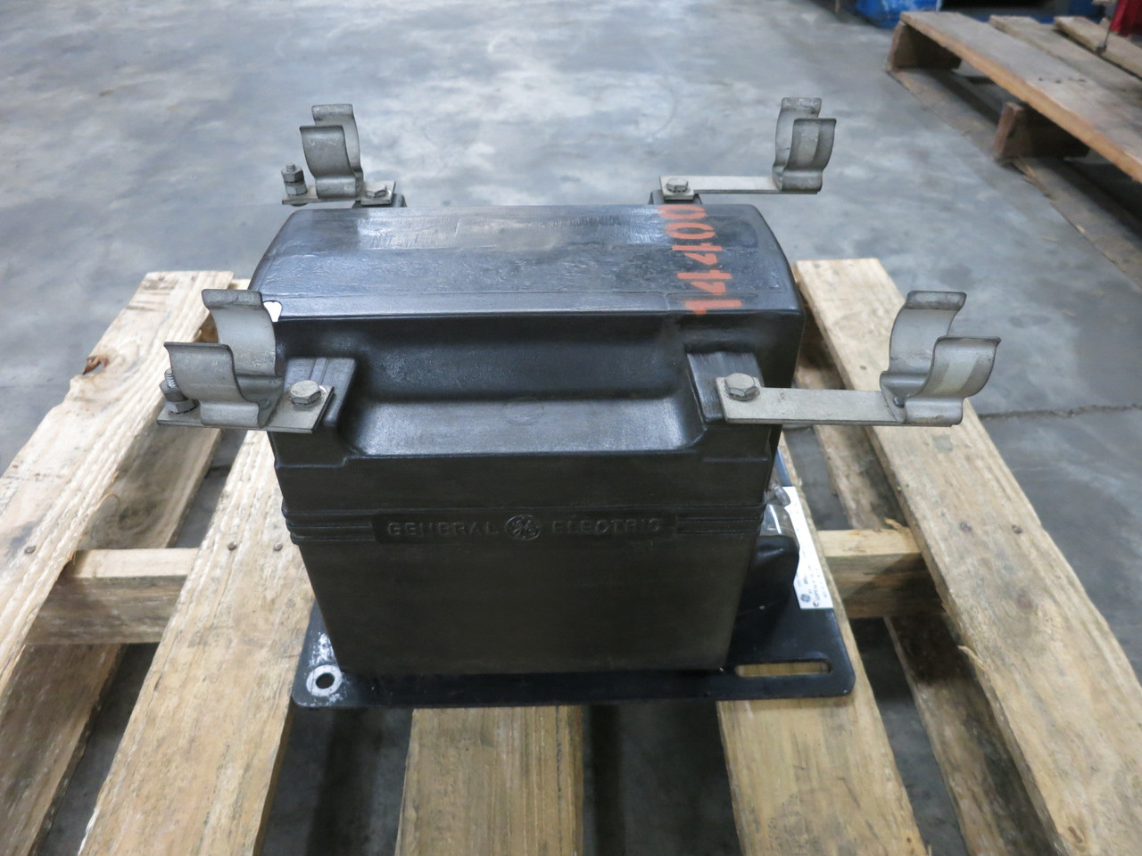 GE 685X46 JVM-5 Voltage Transformer Ratio 120:1 14400V 1500VA/1000VA CT VT (DW8295-2)
